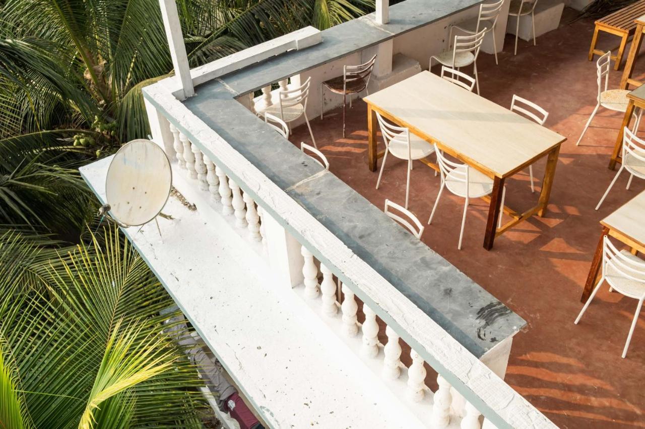 Tranquilo Arambol Hostel Bagian luar foto
