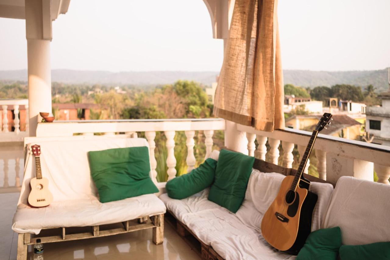 Tranquilo Arambol Hostel Bagian luar foto