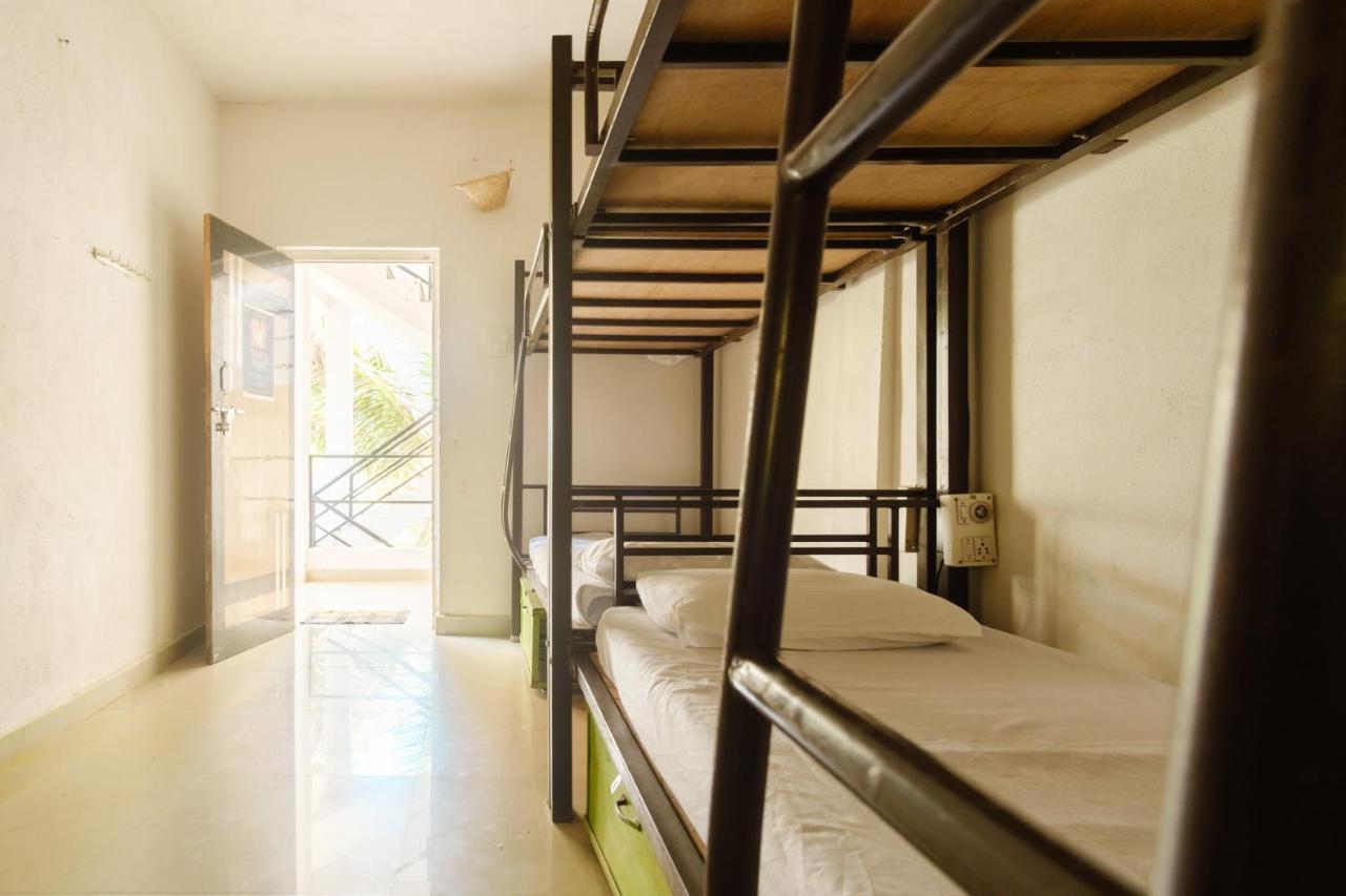 Tranquilo Arambol Hostel Bagian luar foto