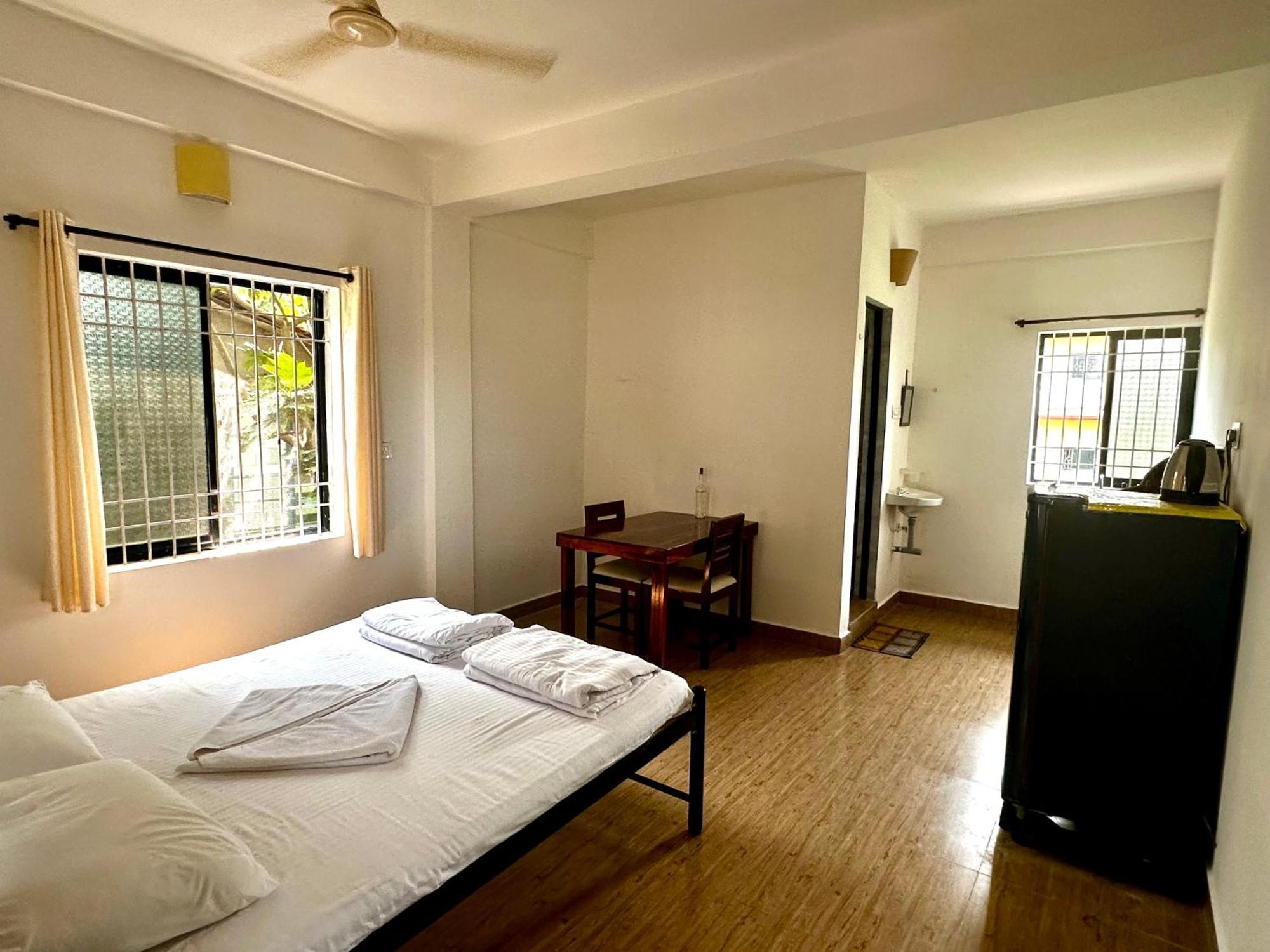 Tranquilo Arambol Hostel Bagian luar foto