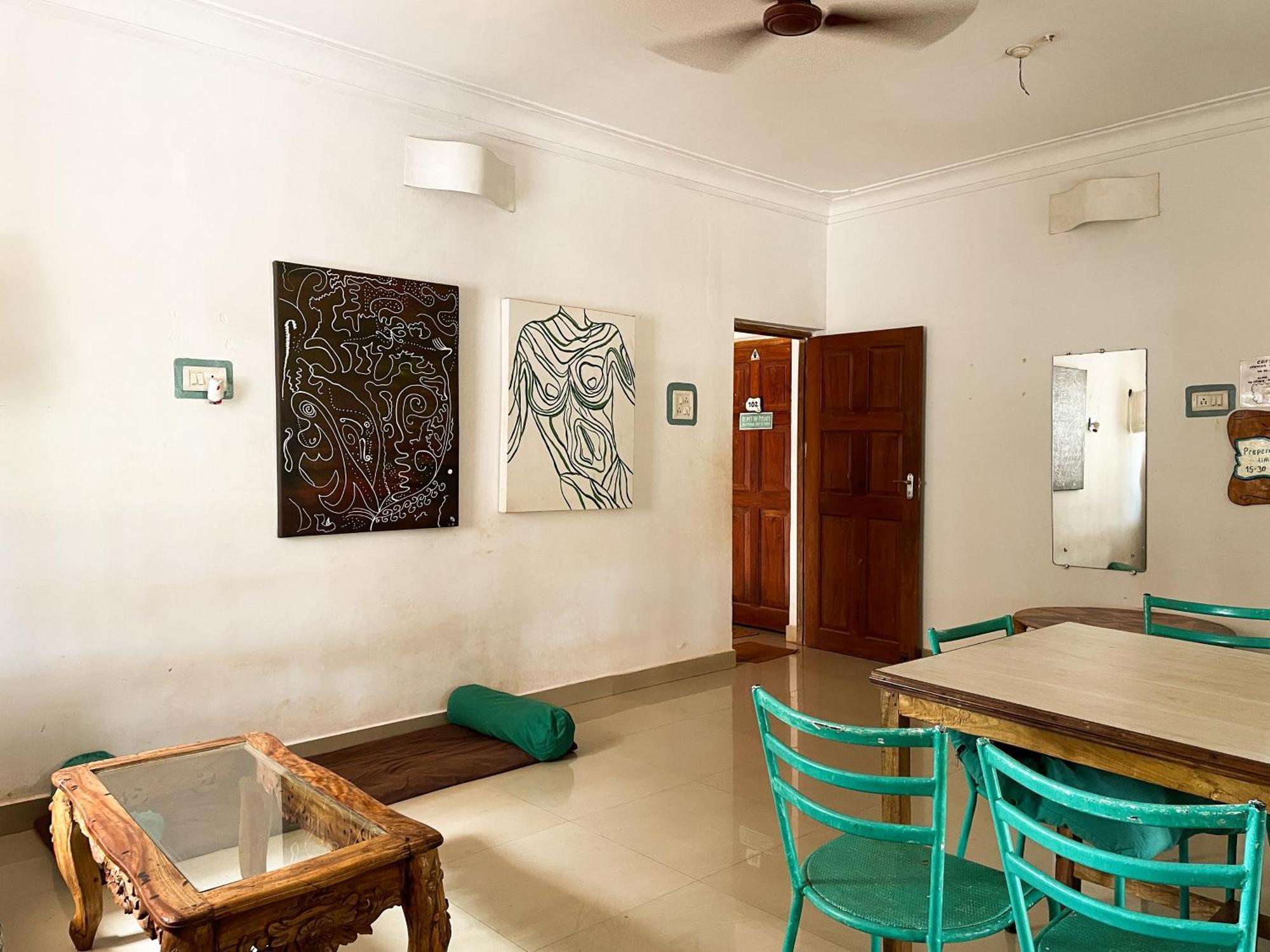 Tranquilo Arambol Hostel Bagian luar foto